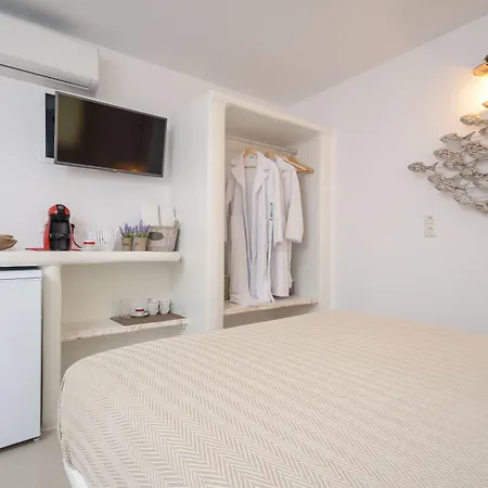 Hotel Blue Sky Summer Naxos City