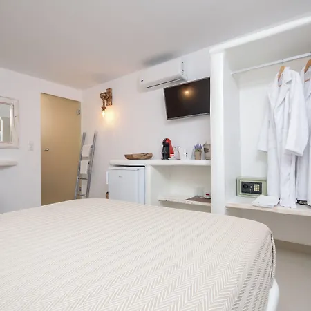 Hotel Blue Sky Summer