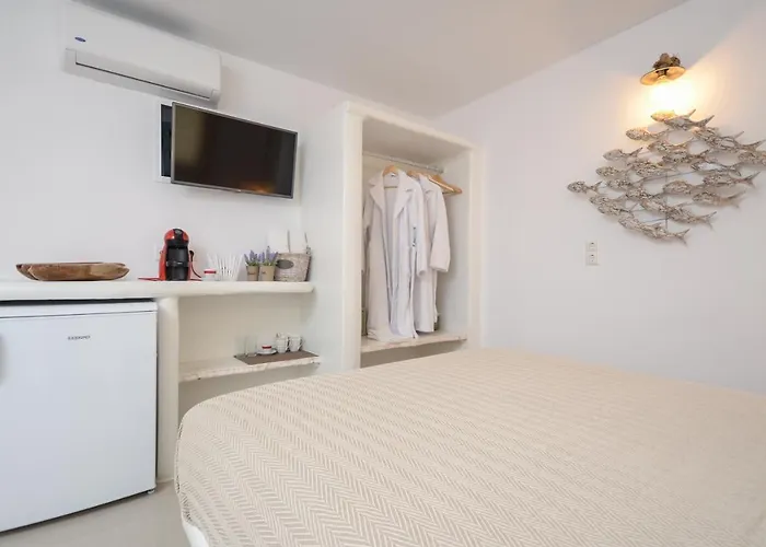 Hotel Blue Sky Summer