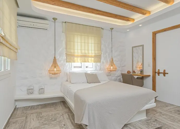 Blue Sky Summer Hotel Naxos City