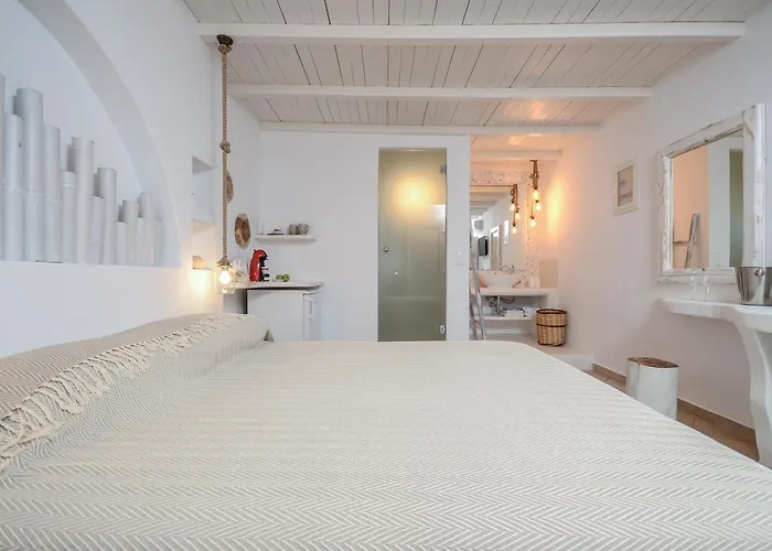 Hotel Blue Sky Summer Naxos City